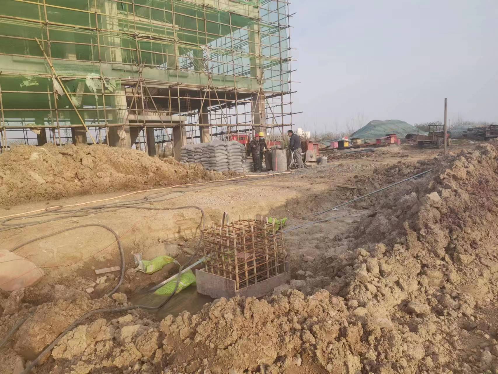 沁水当桥梁出现裂缝的时候应该及时加固修补